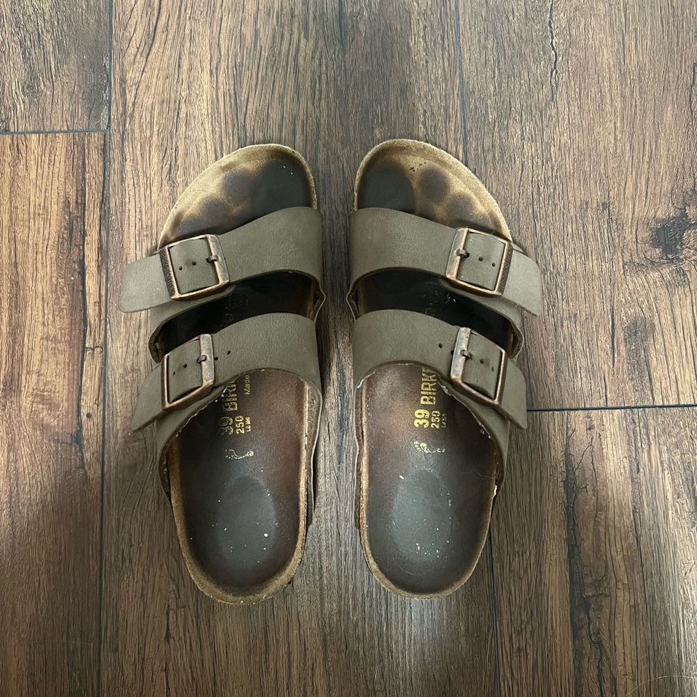 Birkenstocks Arizona size 39